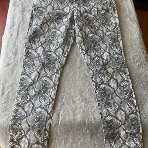 Seven7 Snakeskin Print Pants size 10 stretch/skinny